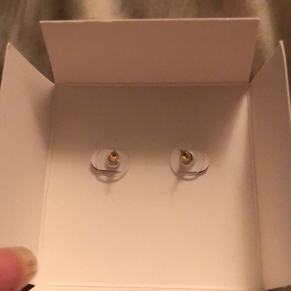 Kate Spade earrings 🌸 - Picture 3 of 5